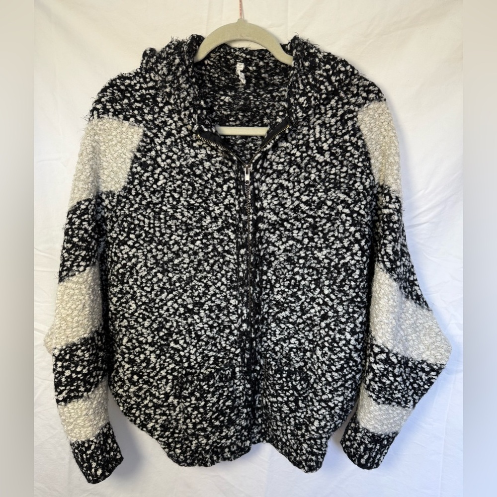 POL Black White Boucle Zip Hoodie Sweater Jacket Size M